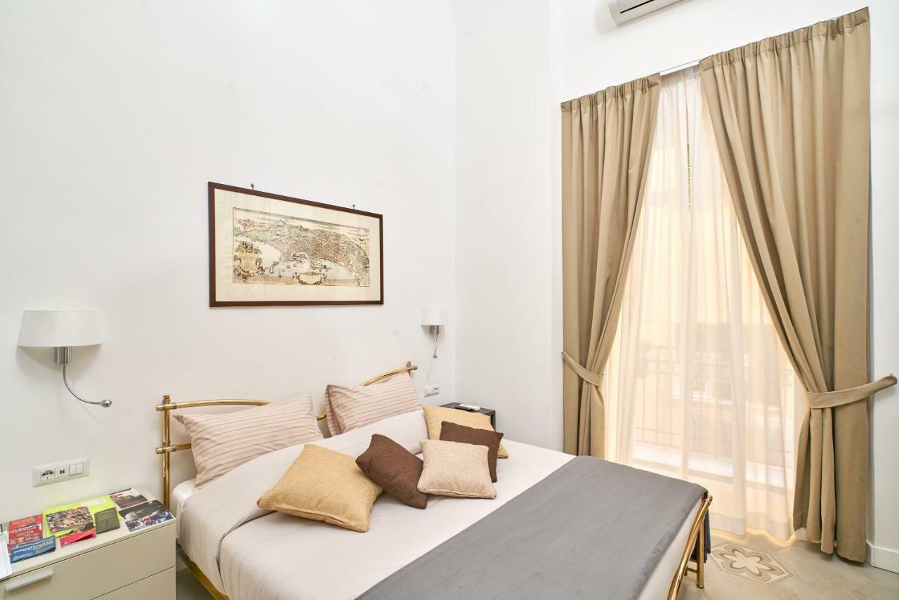 A Casa Del Principe Lt Bed & Breakfast Naples Exterior photo